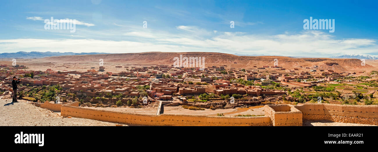 L'antenne horizontale vue panoramique (2 photo) d'Ait Benhaddou au Maroc Banque D'Images