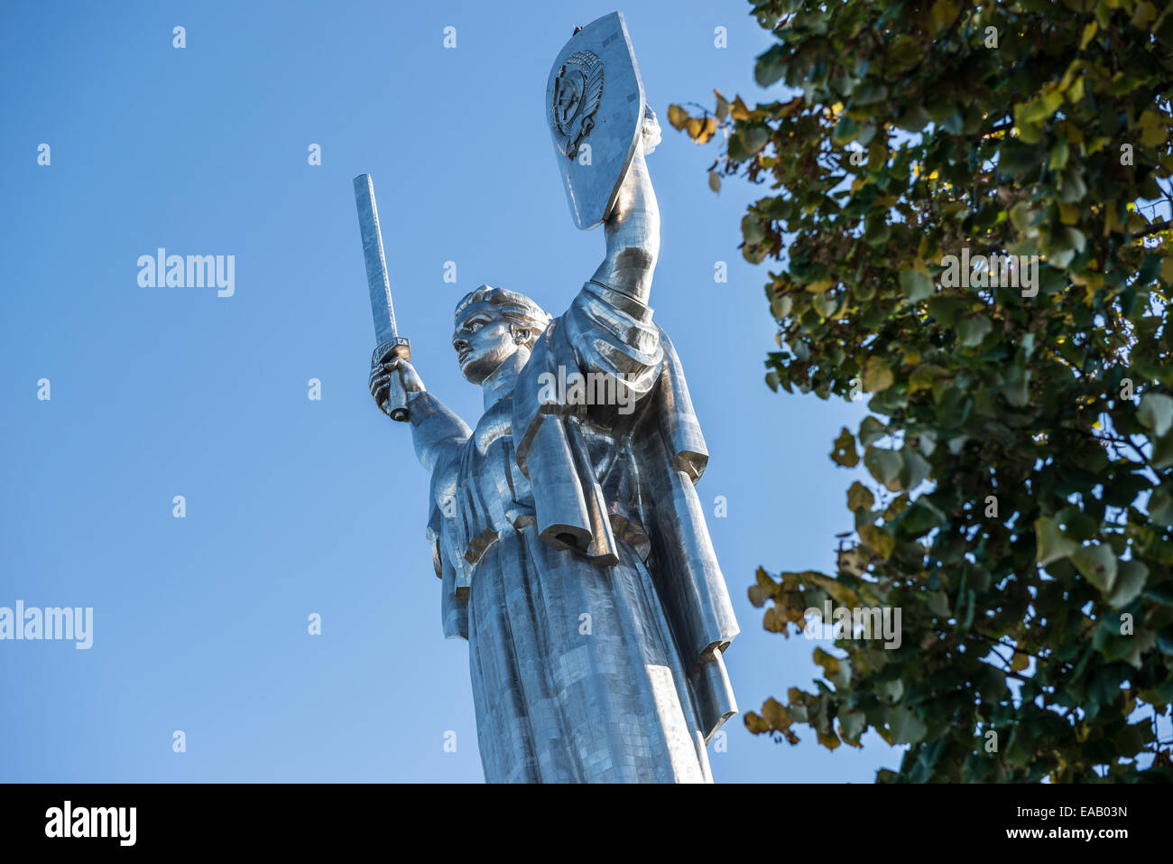 Statue de la MèrePatrie Yevgeny Vuchetich conçu par une partie du musée de la Grande guerre