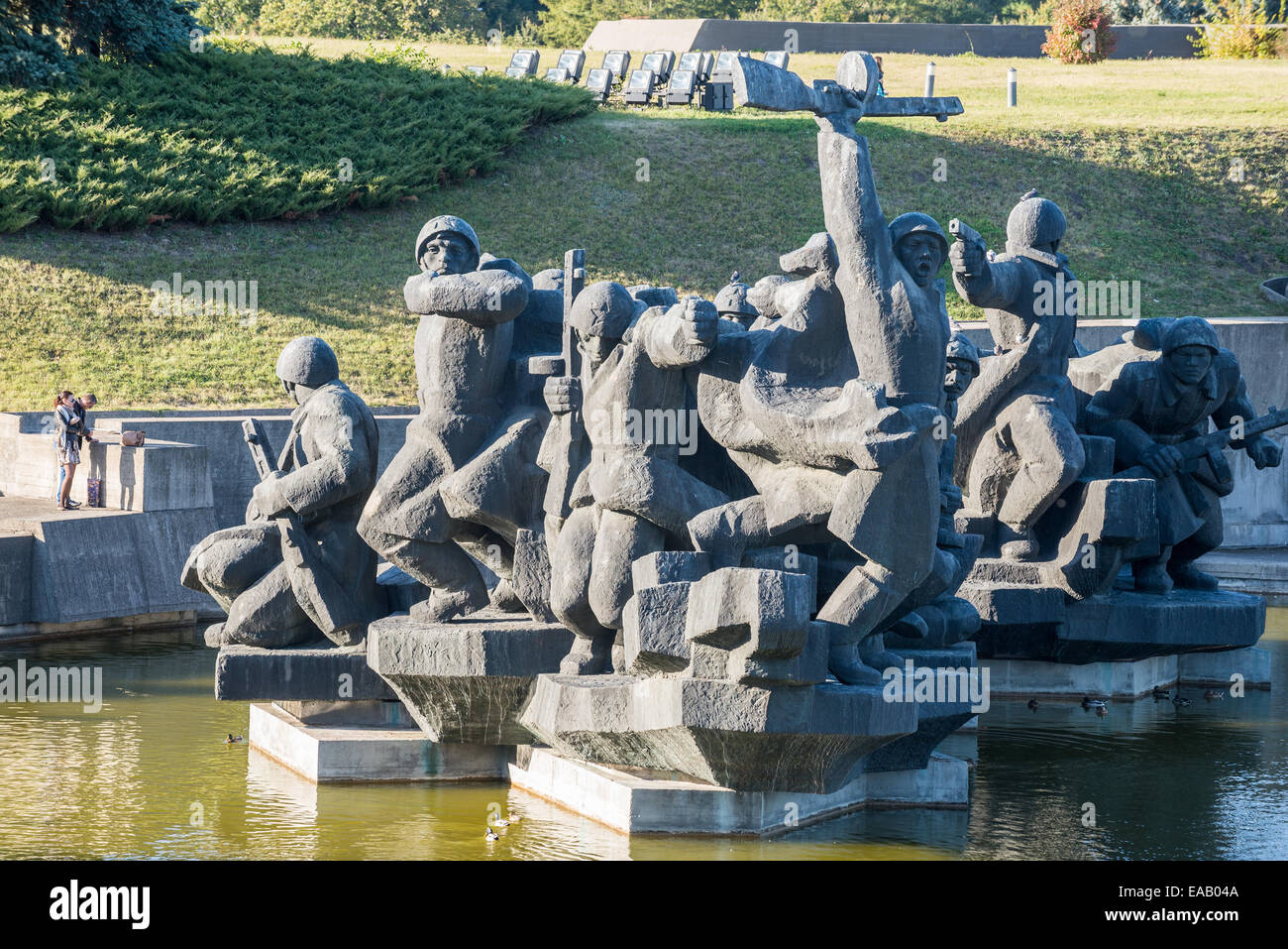 Sculpture 'Traversée du Dniepr dans commémoratif de la Cité Nationale de l'histoire de Grande Guerre Patriotique 1941-1945, Kiev Banque D'Images