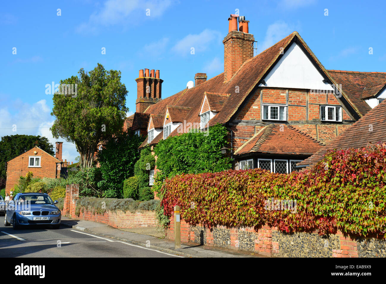 Période cottage, Thames Street, Sonning-On-Thames, Berkshire, Angleterre, Royaume-Uni Banque D'Images