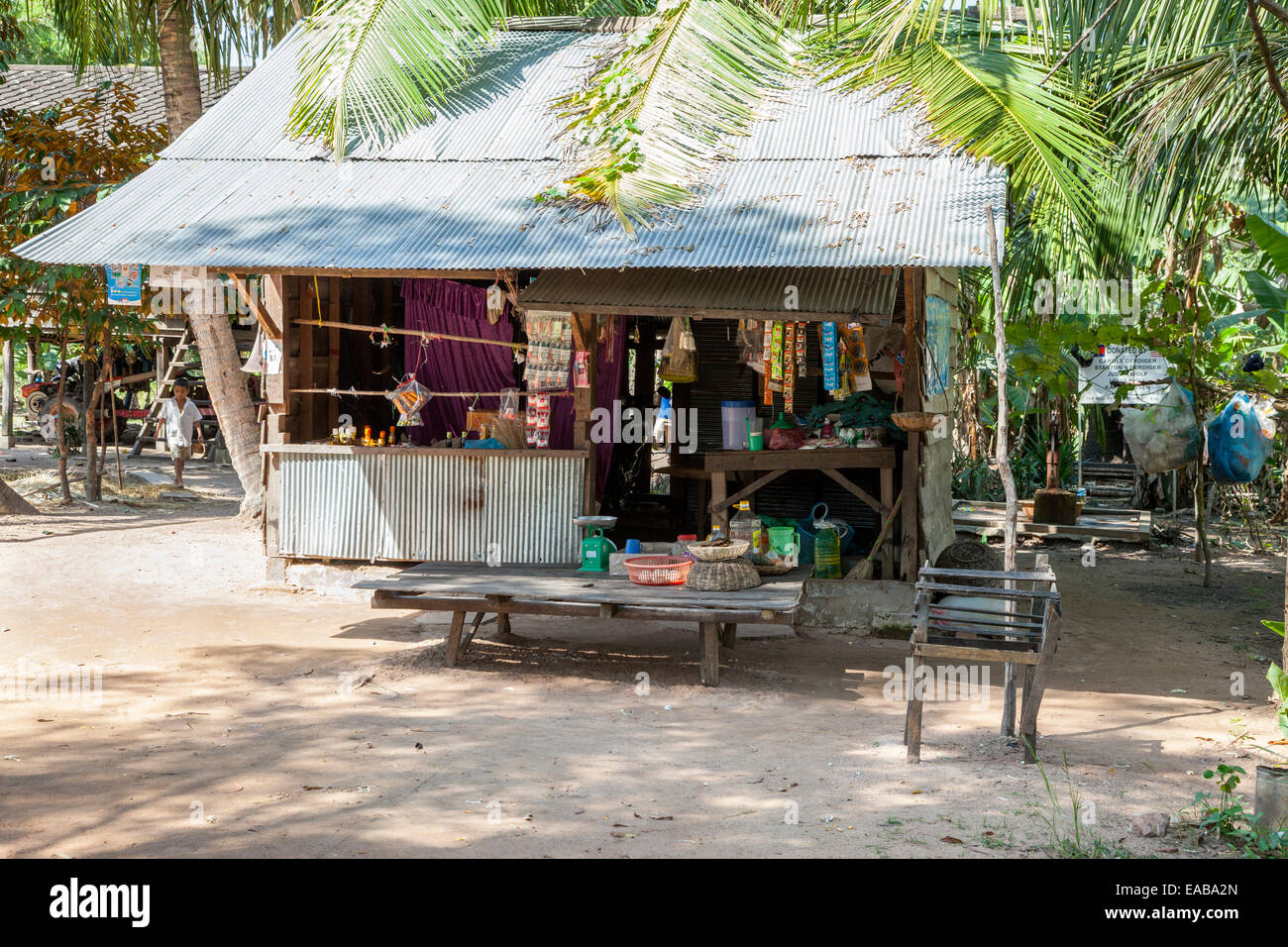 Le Cambodge. Village rural Shop. Banque D'Images