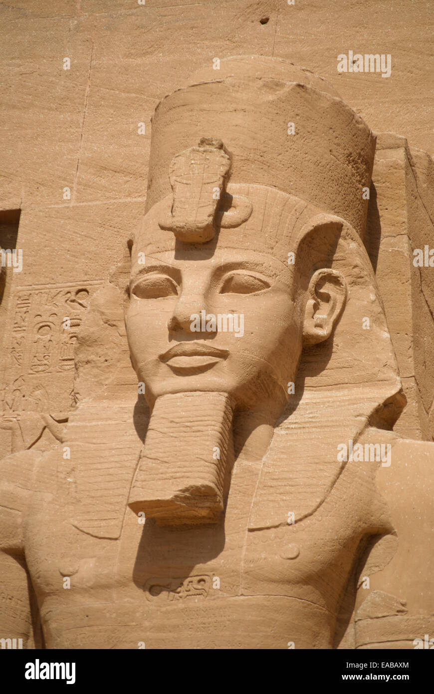 Monument colossal de Pharoah Ramases III à Abou Simbel Banque D'Images