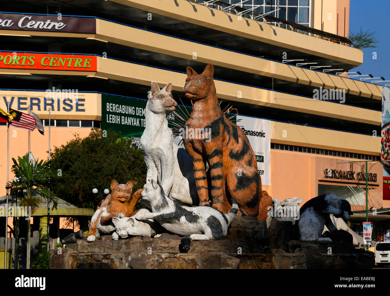 Statue de chat à Kuching, Sarawak, Malaisie Banque D'Images