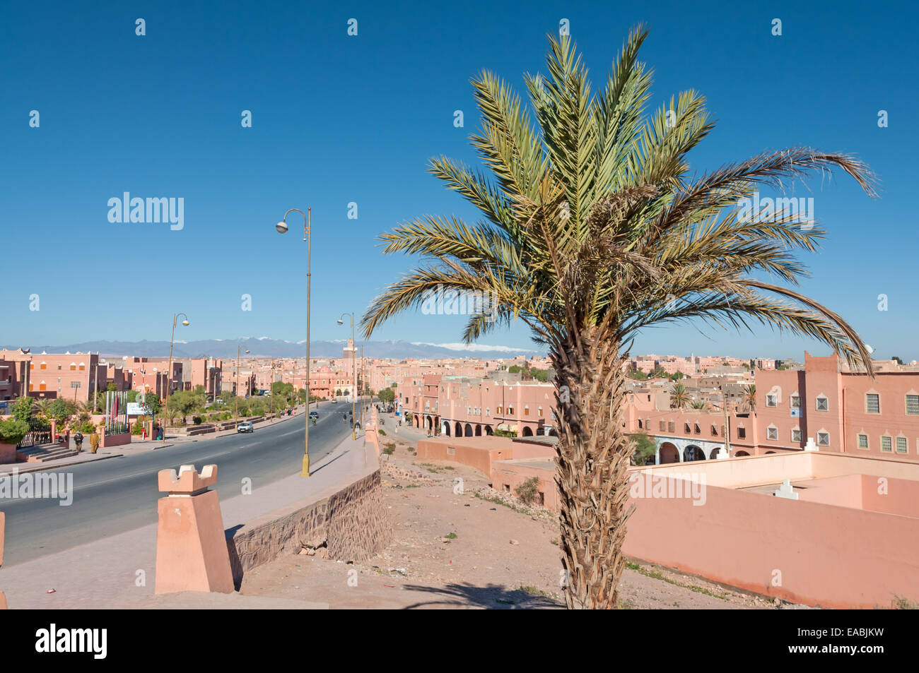 Ville du désert Ouarzazate au Maroc, l'Afrique Banque D'Images