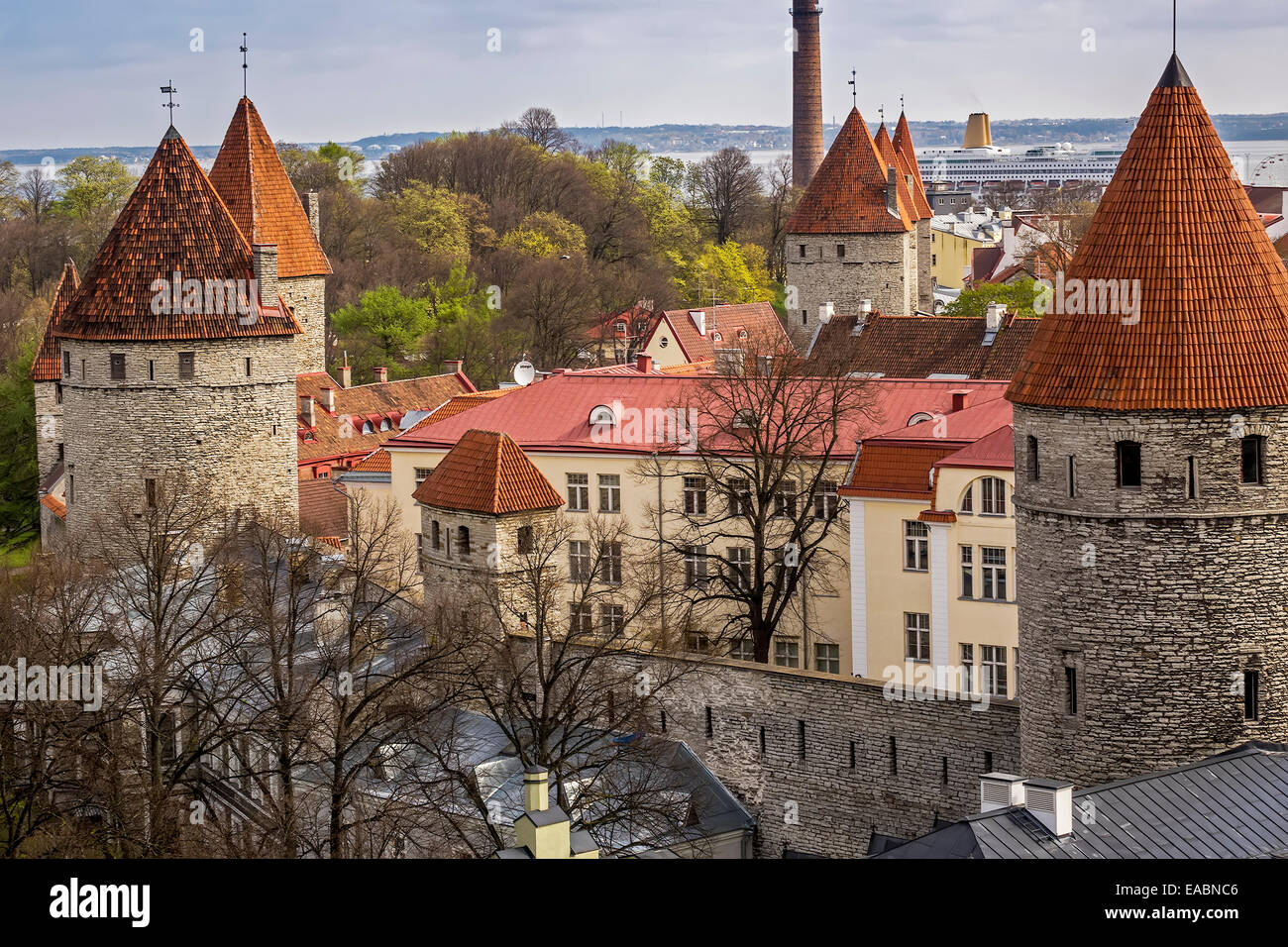 Scène de la vieille ville de Tallinn Estonie Banque D'Images