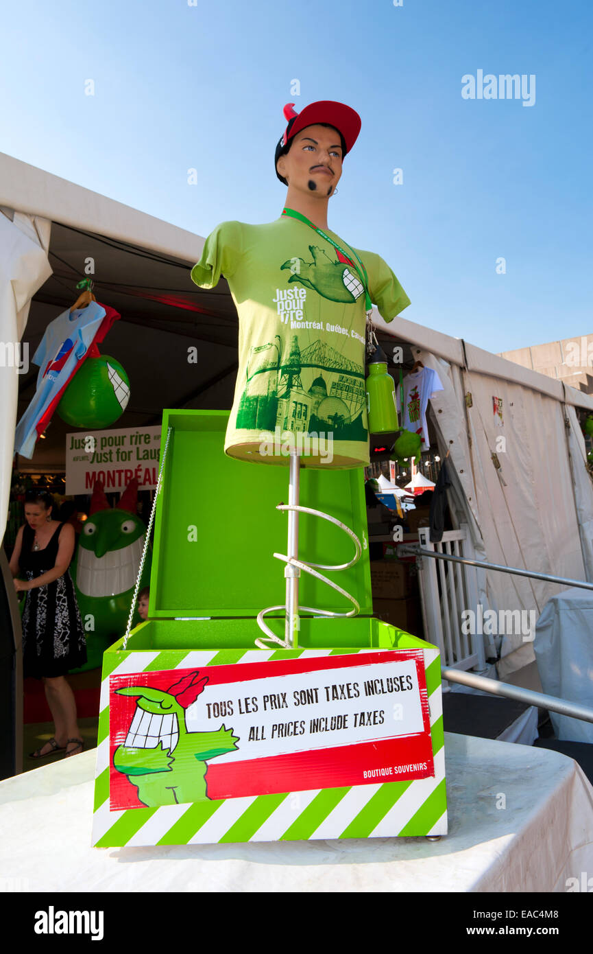 Souvenirs en vente pendant le Festival Juste pour rire à Montréal Photo