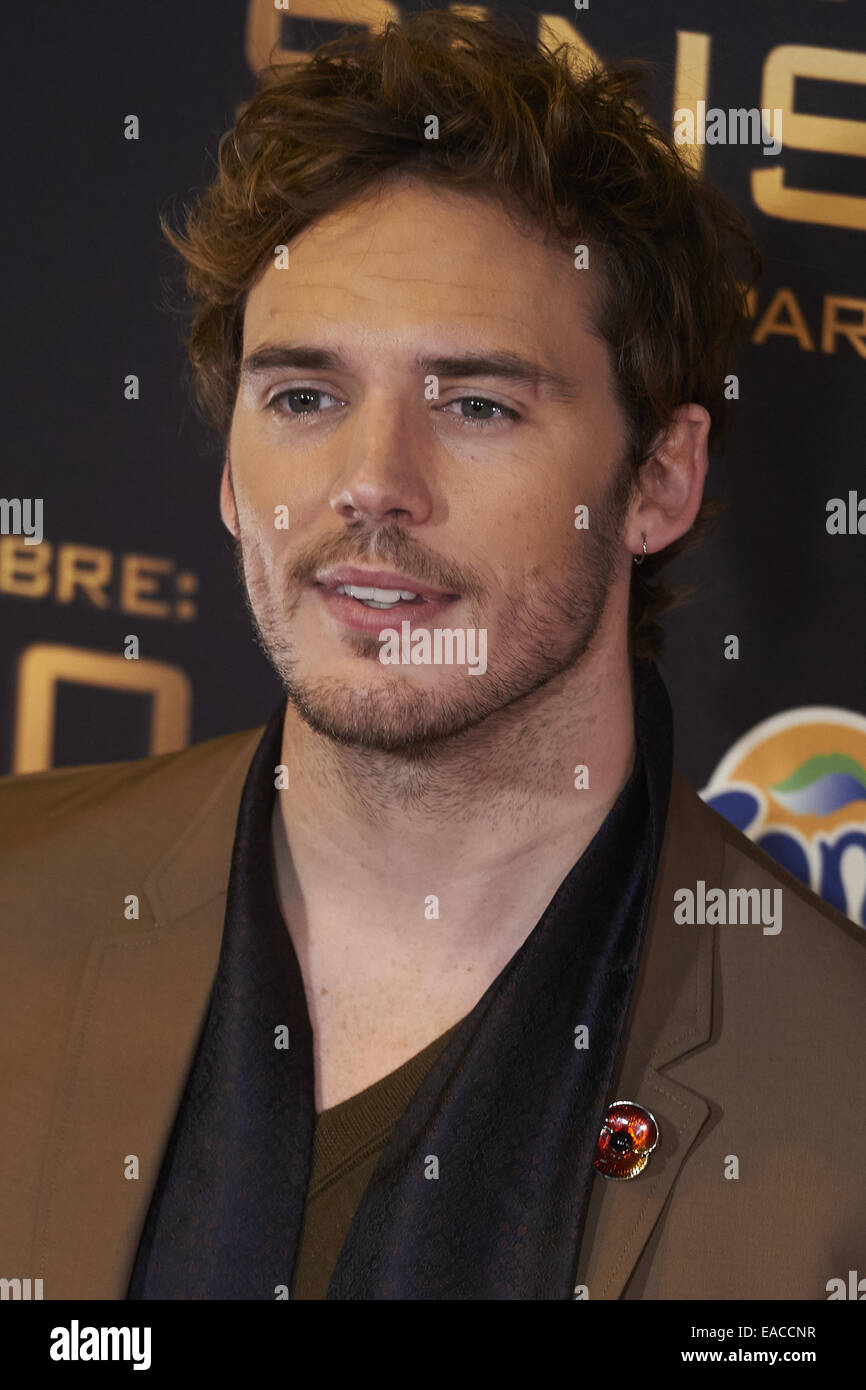 L'Espagne. 11Th Nov, 2014. L'acteur britannique Sam Claflin assiste à la première de 'The Hunger Games : Clarak Part 1' à Callao Cinema le 11 novembre 2014 à Madrid Crédit : Jack Abuin/ZUMA/Alamy Fil Live News Banque D'Images