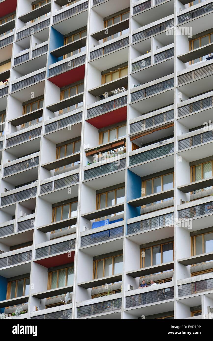 Unité d'habitation, logement, conçu par l'architecte Le Corbusier, Firminy, Rhône-Alpes, France Banque D'Images