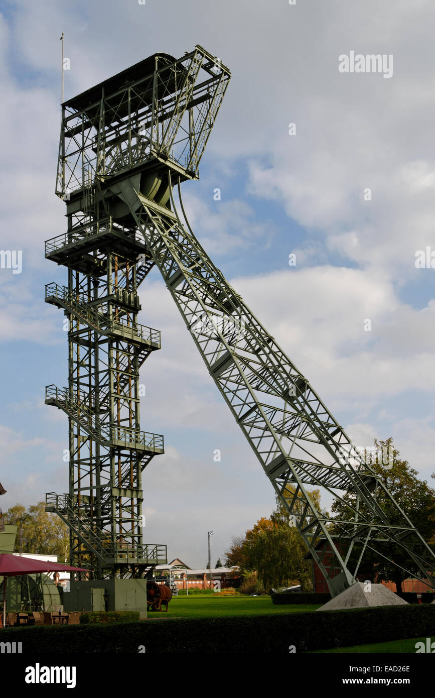 Tour de l'arbre, la mine de charbon désaffectées, Zollern II/IV Colliery, Boevinghausen, Dortmund, Rhénanie du Nord-Westphalie, Allemagne Banque D'Images