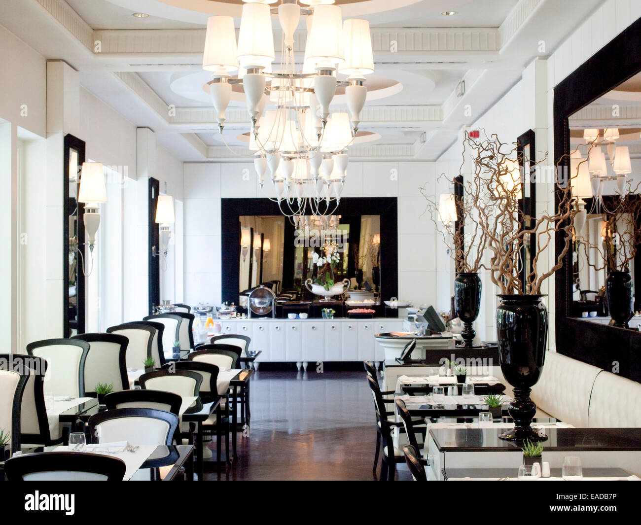 Salle à manger de l'hôtel à Milan, Italie Banque D'Images