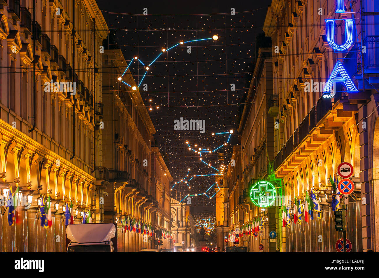 Turin, Italie. 12Th Nov, 2014. Italie Piémont Turin 'Luci d'artista 'dans Via Roma - Planetario par Carmelo Giammello Crédit : Realy Easy Star/Alamy Live News Banque D'Images