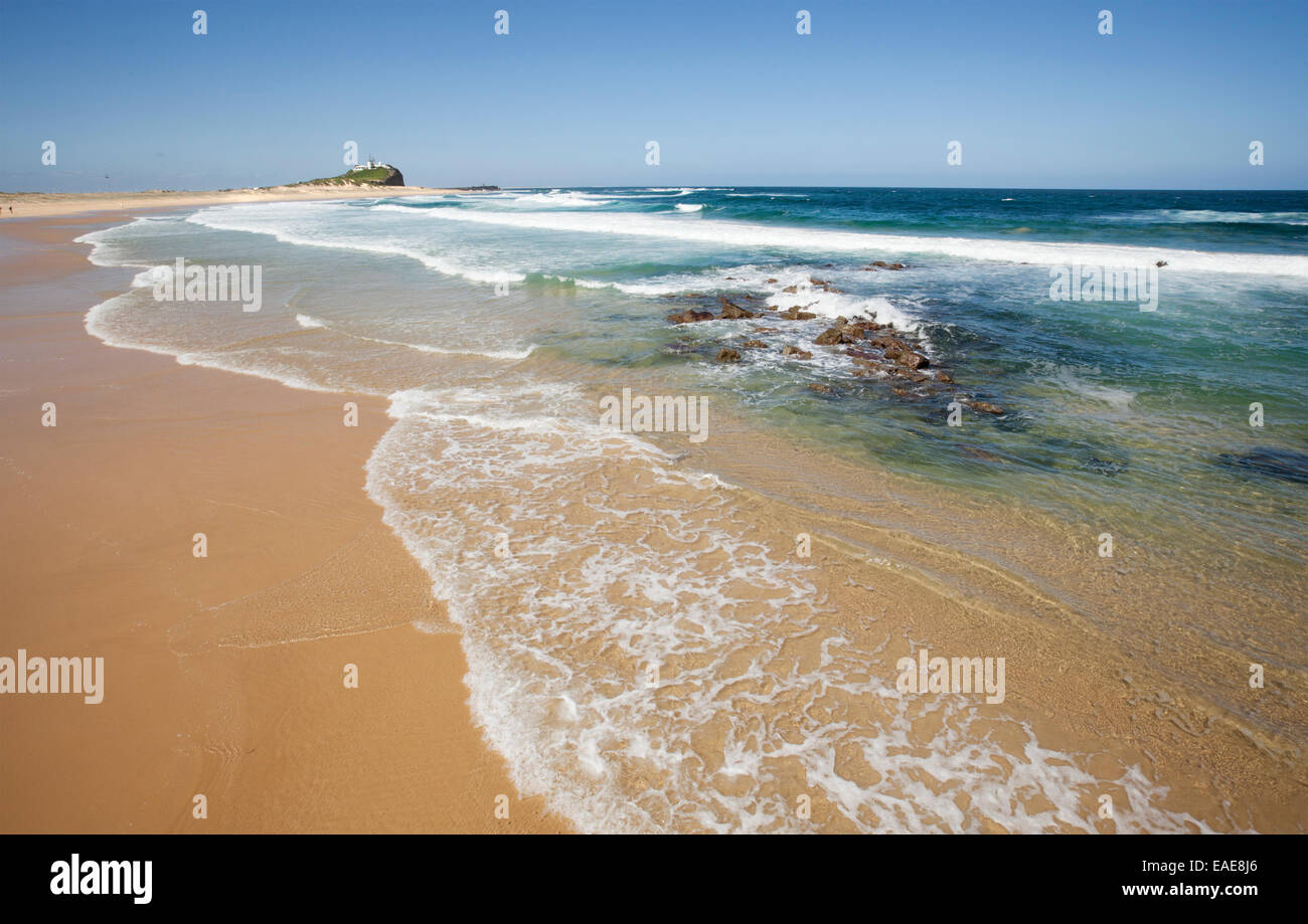 Newcastle Australie, Nobbies Beach, Phare et pennisular Banque D'Images