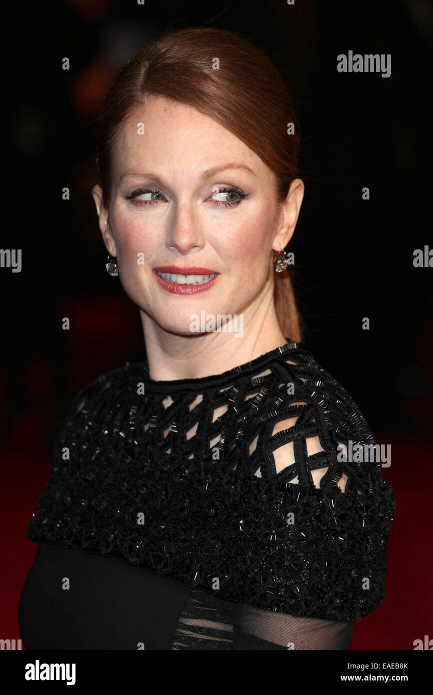 Julianne Moore qui arrivent pour la première mondiale de 'The Hunger Games : Clarak Partie 1" à l'Odeon Leicester Square, Londres. 10/11/2014/photo alliance Banque D'Images