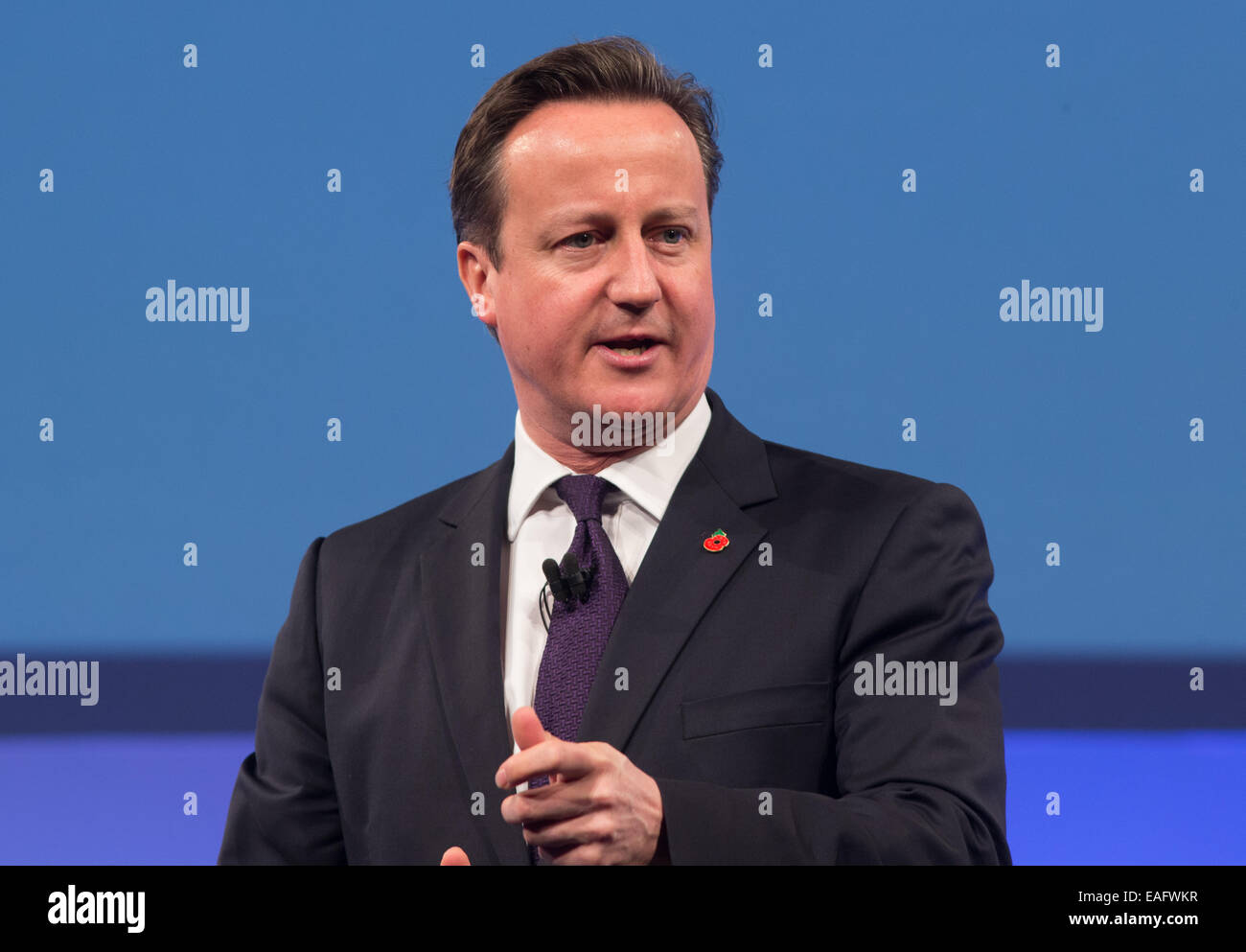Le premier ministre, David Cameron, s'adresse à la conférence annuelle de l'IBC à l'hôtel Grosvenor House, Londres Banque D'Images