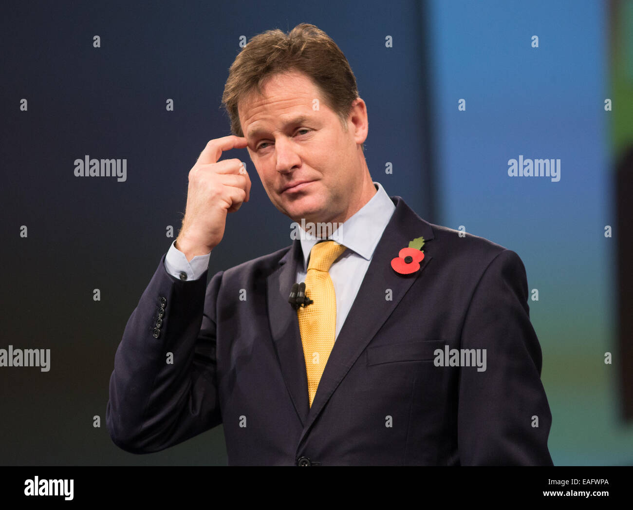 Vice-premier ministre, Nick Clegg, s'exprimant lors de la conférence annuelle de l'IBC à l'hôtel Grosvenor,Londres Banque D'Images