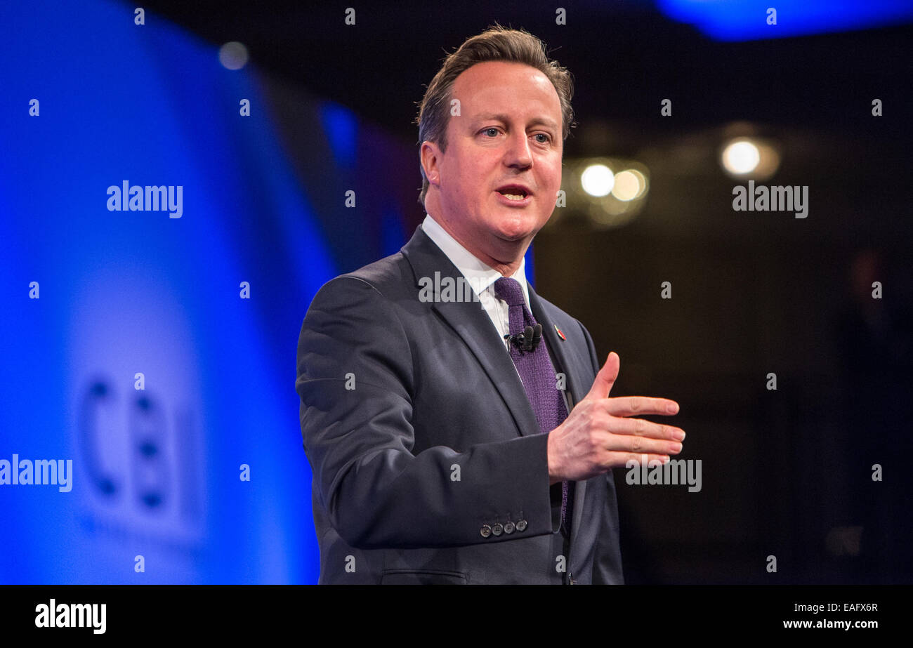 Le premier ministre, David Cameron, s'adresse à la conférence annuelle de l'IBC à l'hôtel Grosvenor House, Londres Banque D'Images