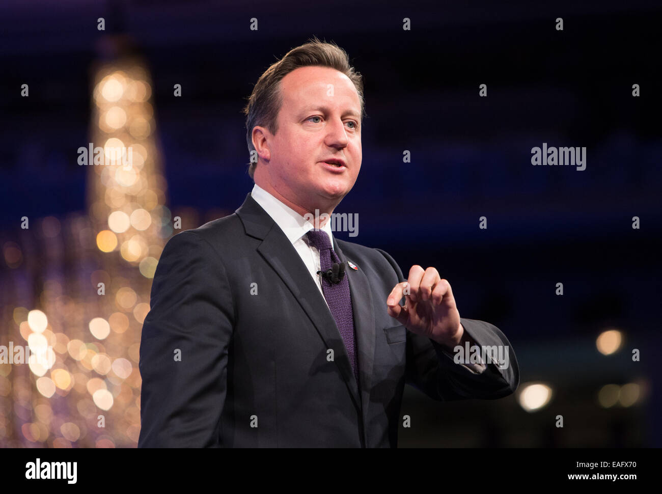 Le premier ministre, David Cameron, s'adresse à la conférence annuelle de l'IBC à l'hôtel Grosvenor House, Londres Banque D'Images