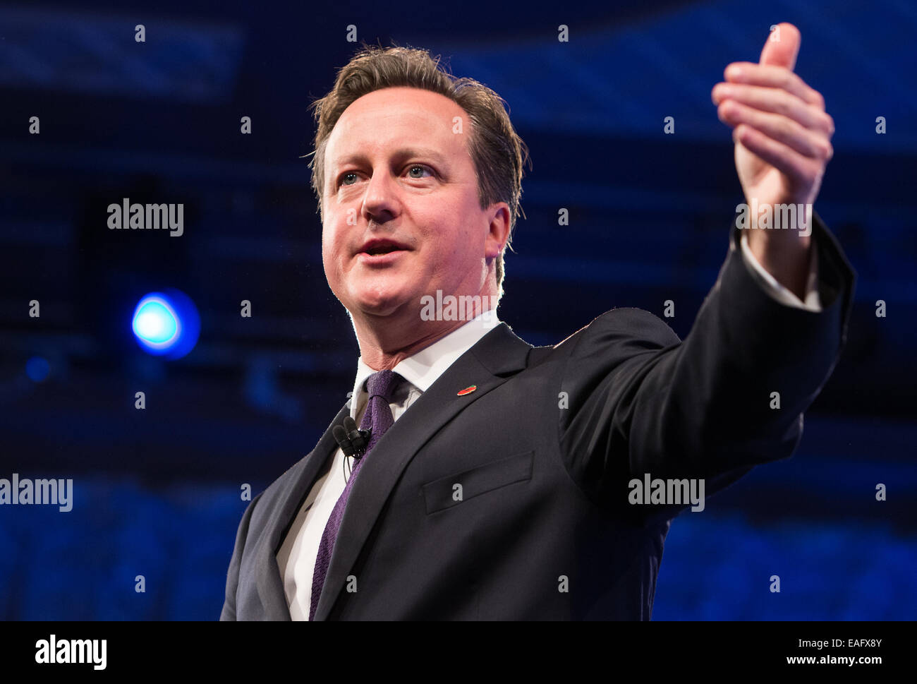 Le premier ministre, David Cameron, s'adresse à la conférence annuelle de l'IBC à l'hôtel Grosvenor House, Londres Banque D'Images