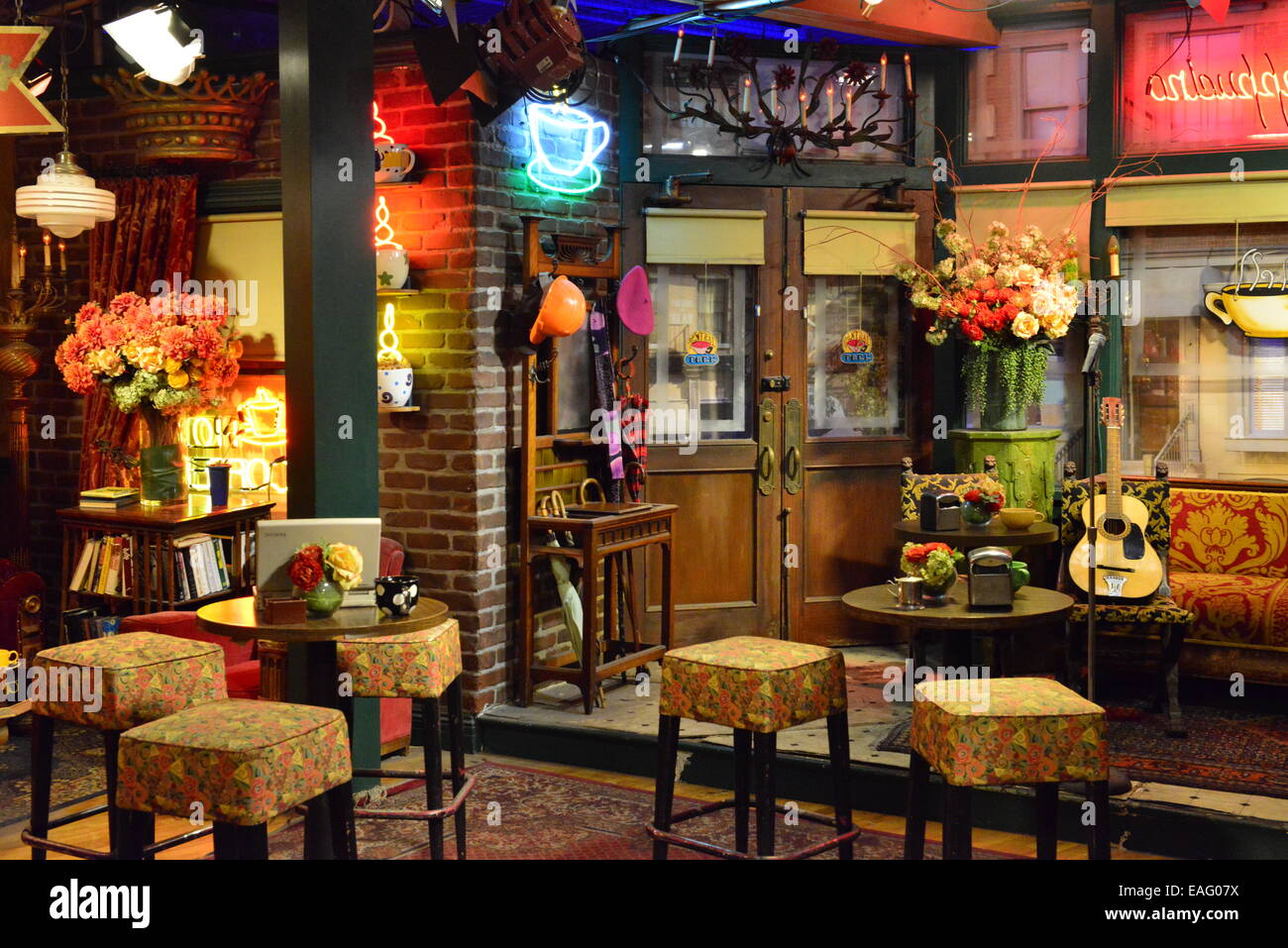 Warner Brothers pour amis Central Perk Bar Photo Stock - Alamy