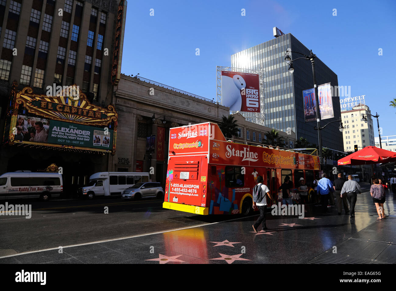 Starline City Sightseeing Tours bus dans Hollywood, Los Angeles, Californie Banque D'Images