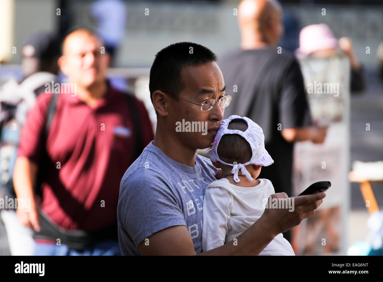 Les touristes à la Hollywood Walk of Fame Banque D'Images
