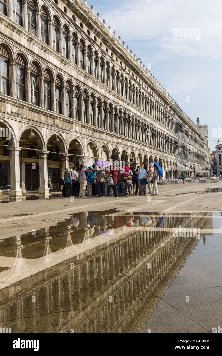 Partiellement inondé la Piazza San Marco, Venise, Vénétie, Italie Banque D'Images