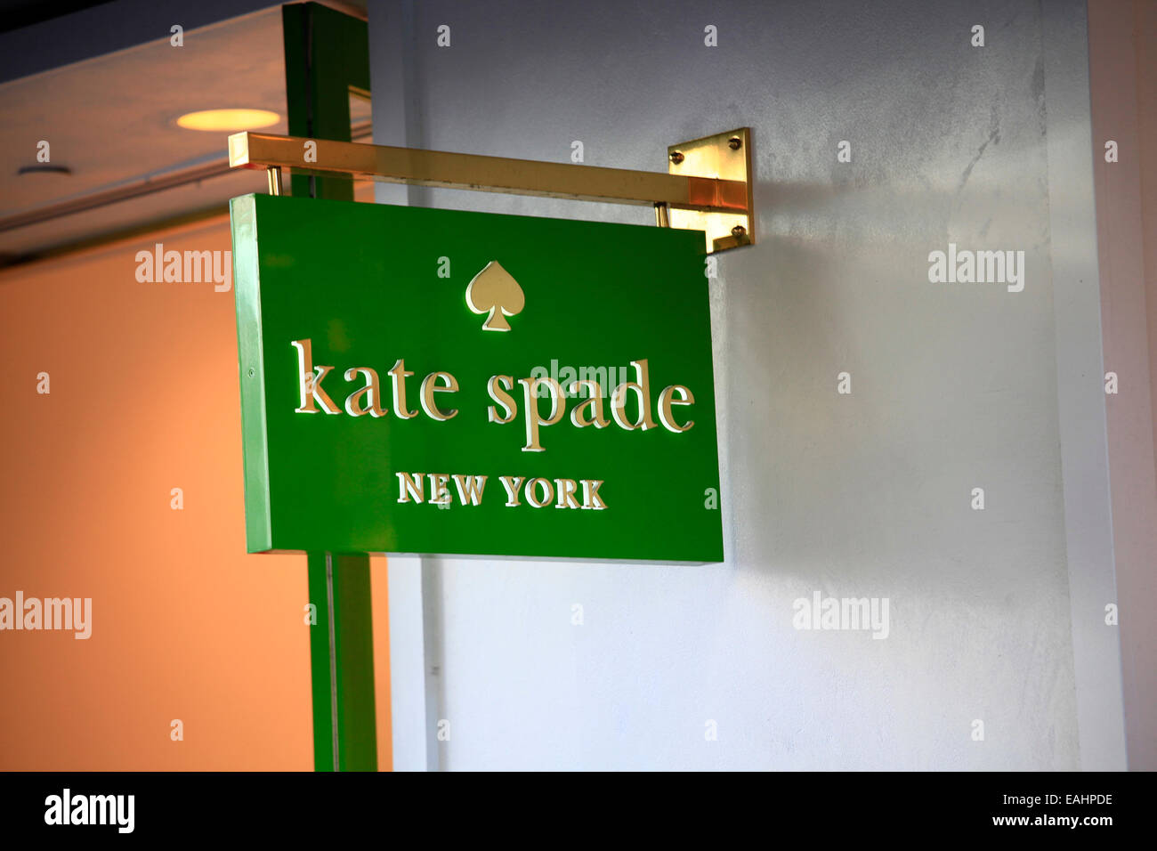 Signe de Kate Spade à Santana Row à San Jose. Banque D'Images