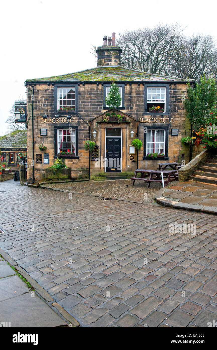 Le taureau noir pub Haworth, rue main Banque D'Images