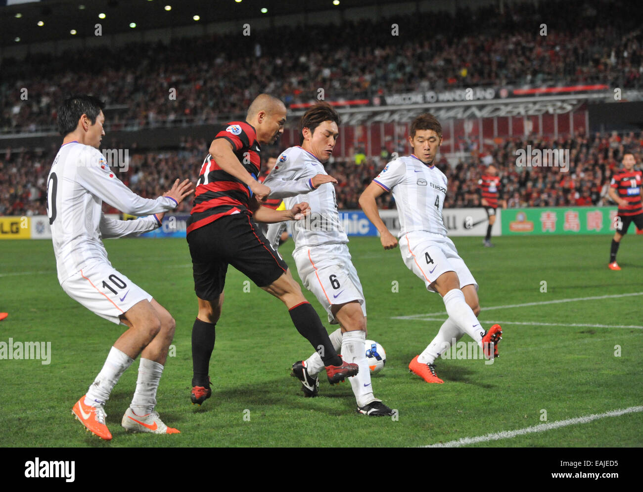 L'ouest de Sydney Wanderers beat Sanfrecce Hiroshima 2-0 de surmonter un déficit de 1-3 après la première étape de la partie d'élimination. Comprend : Shinji Ono Où : Sydney, Australie Quand : 14 mai 2014 Banque D'Images