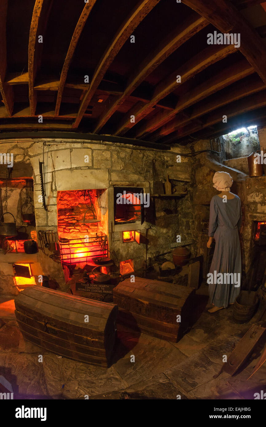 Le Sally Lunn Museum de Sally Lunn's Tea Rooms, Baignoire Banque D'Images