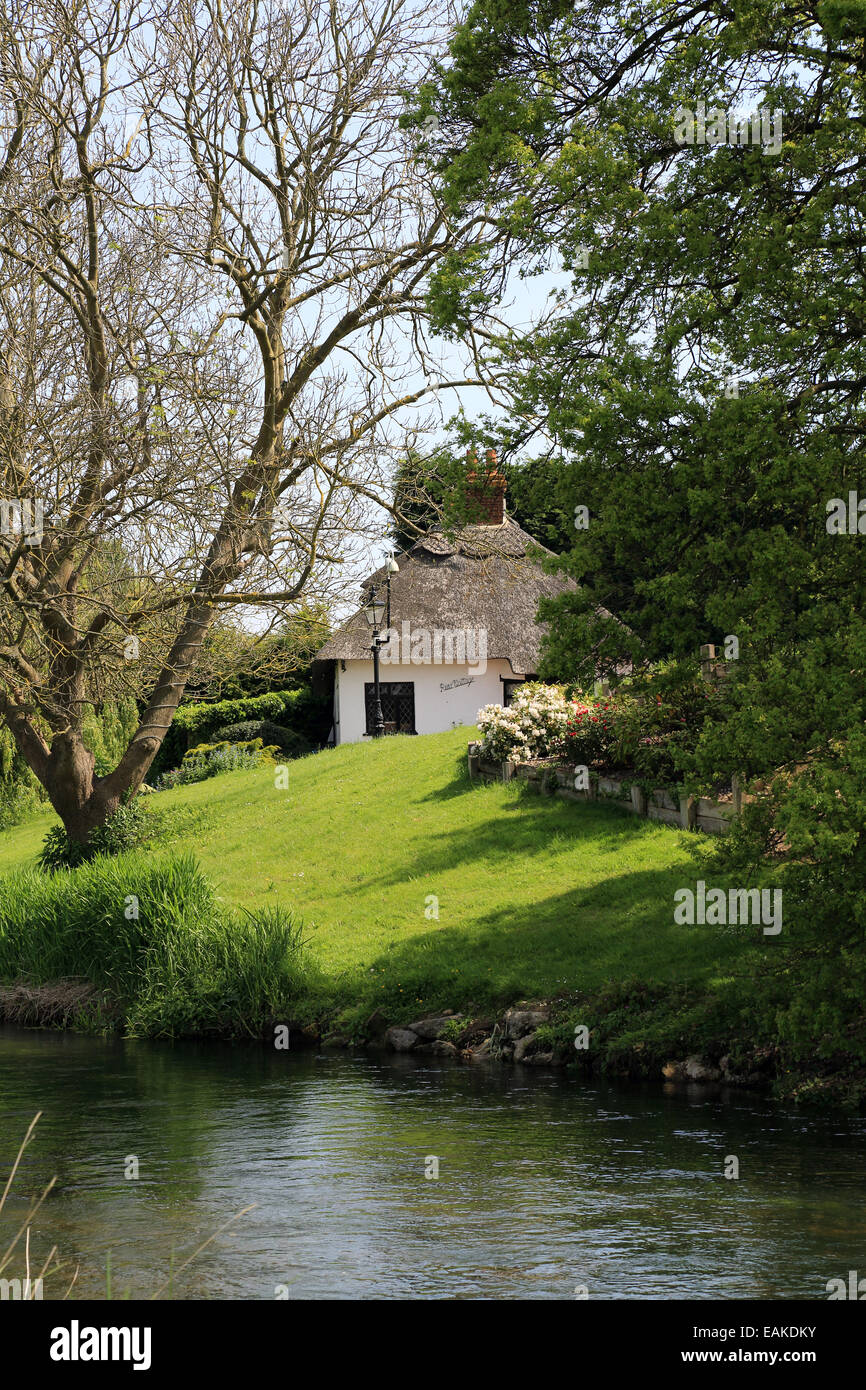 Chaumière de La Grande Rivière Stour à Ashford Road, Thanington without, Canterbury, UK Banque D'Images