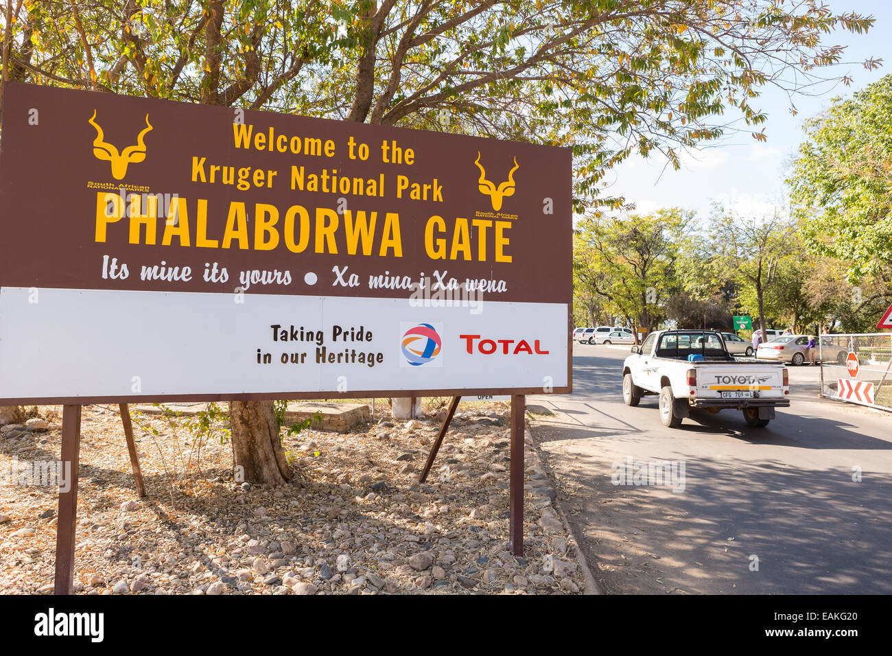Le parc national Kruger, AFRIQUE DU SUD - Phalaborwa Gate panneau d'entrée. Banque D'Images