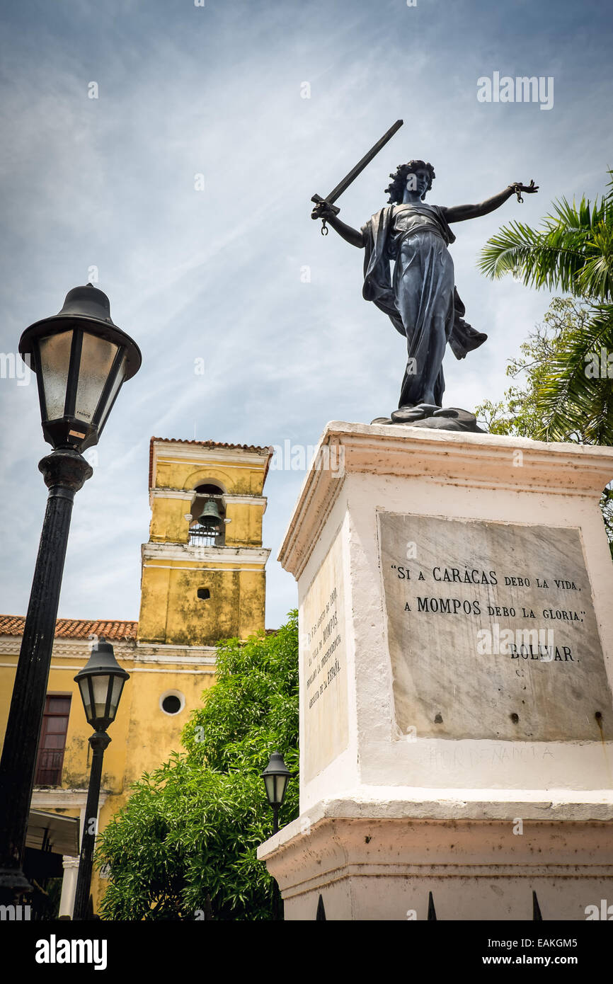 La Statue de la liberté en face de l'hôtel cloître, Mompox Banque D'Images