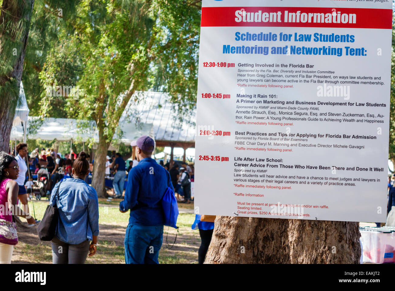 Miami Florida,Hialeah,Amelia Earhart Park,Kozyak annuel Minority Mentoring Picnic,réseautage,travail,cabinet d'avocats,juges,avocats,étudiants en droit,Barreau Banque D'Images