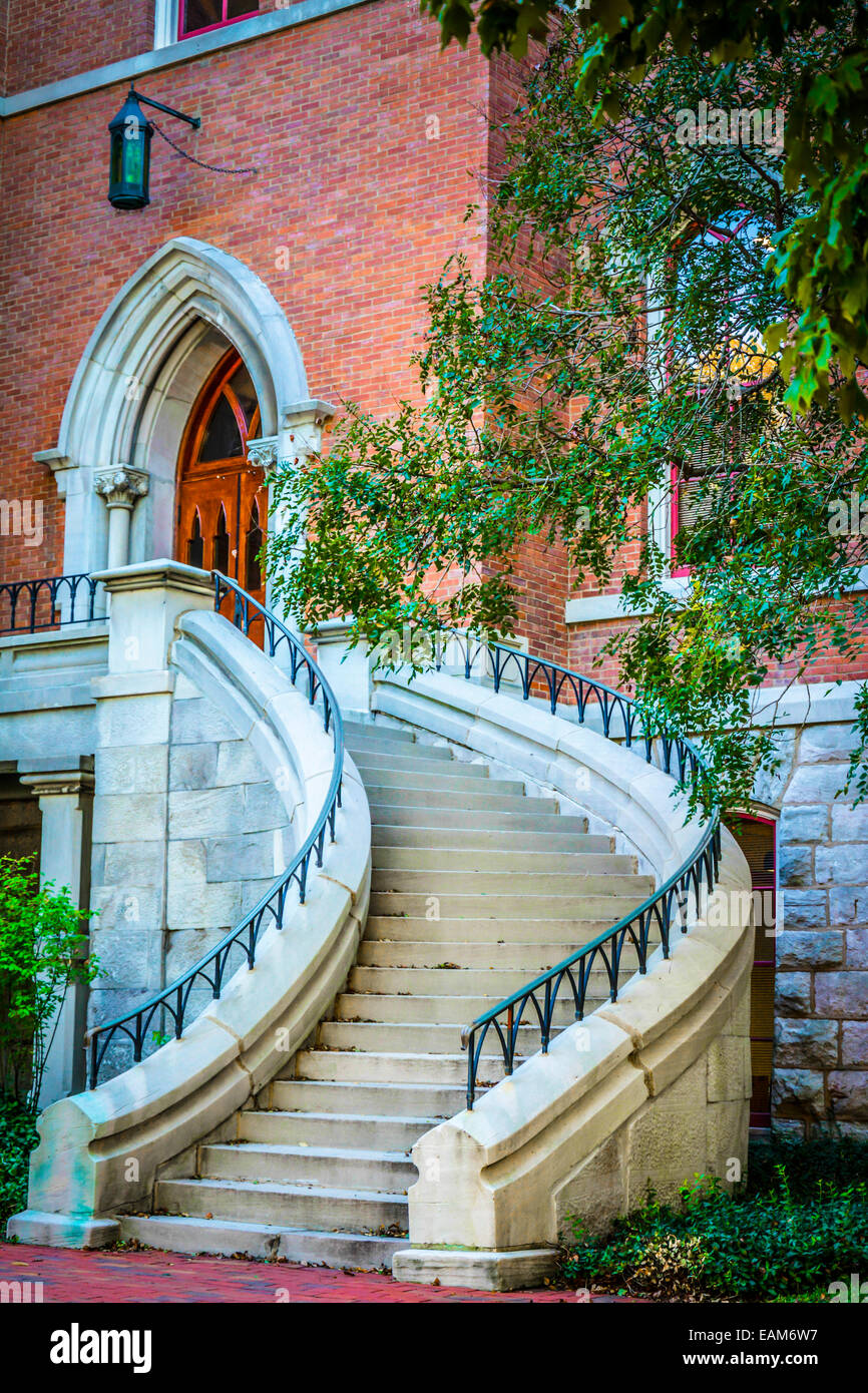 Un escalier mène à l'entrée de l'hôtel de Kirkland de l'Université Vanderbilt à Nashville, TN Banque D'Images