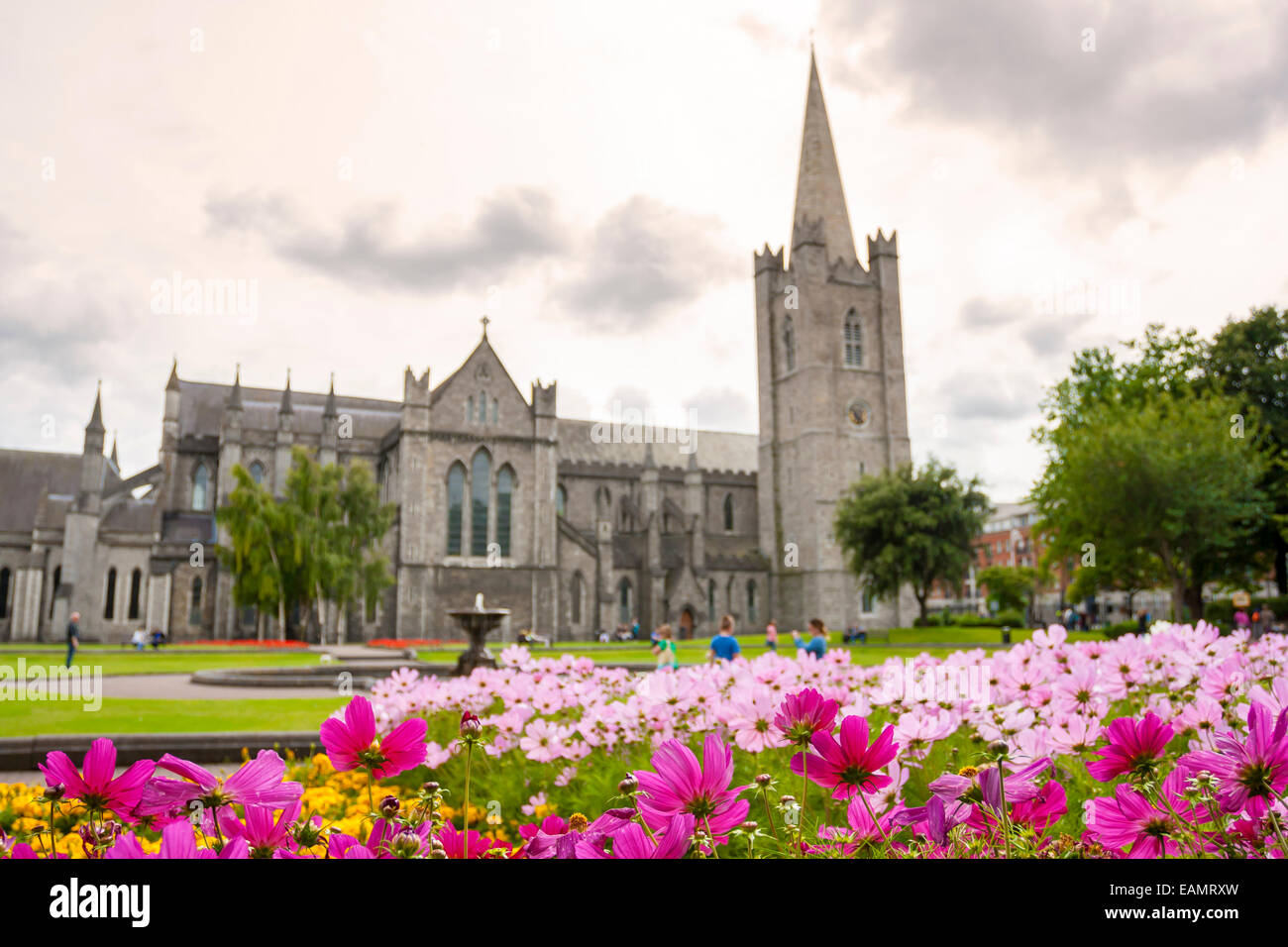 La Cathédrale de Saint Patrick à Dublin, Irlande Le Jardin Banque D'Images