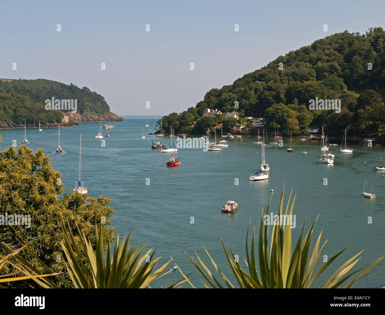 L'estuaire de la rivière Dart dramatique, Dartmouth, dans le sud du Devon, Angleterre Banque D'Images