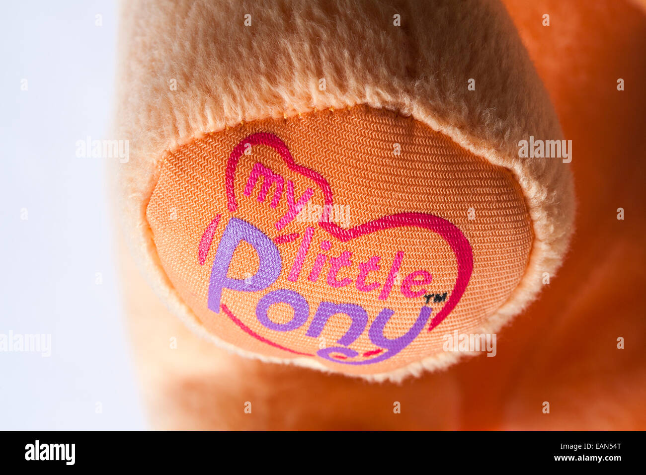 Mon Petit Poney logo sur pied de Mon Petit Poney peluche douce Banque D'Images