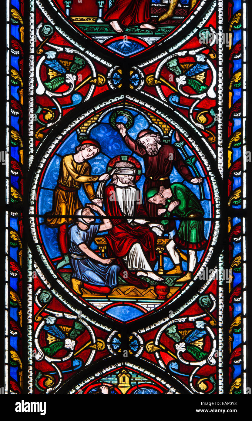 Le Christ, les yeux bandés, vitraux, fenêtre de l'Est, de la cathédrale de Worcester, Royaume-Uni Banque D'Images