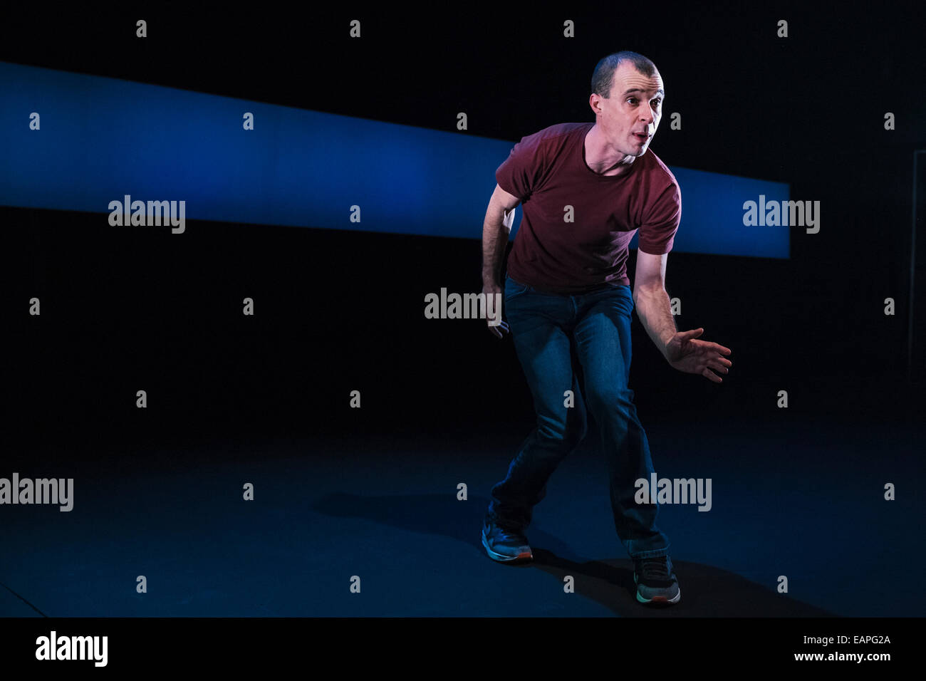 Tom-Vaughan-Lawlor Howie Le Rookie effectue au Barbican. Banque D'Images