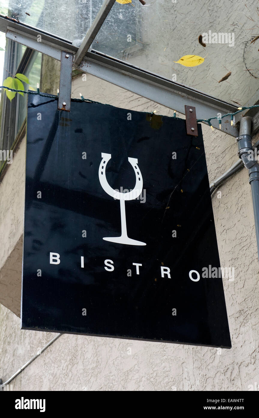 Vin blanc et noir simple signe bistro, Vancouver, BC, Canada Banque D'Images
