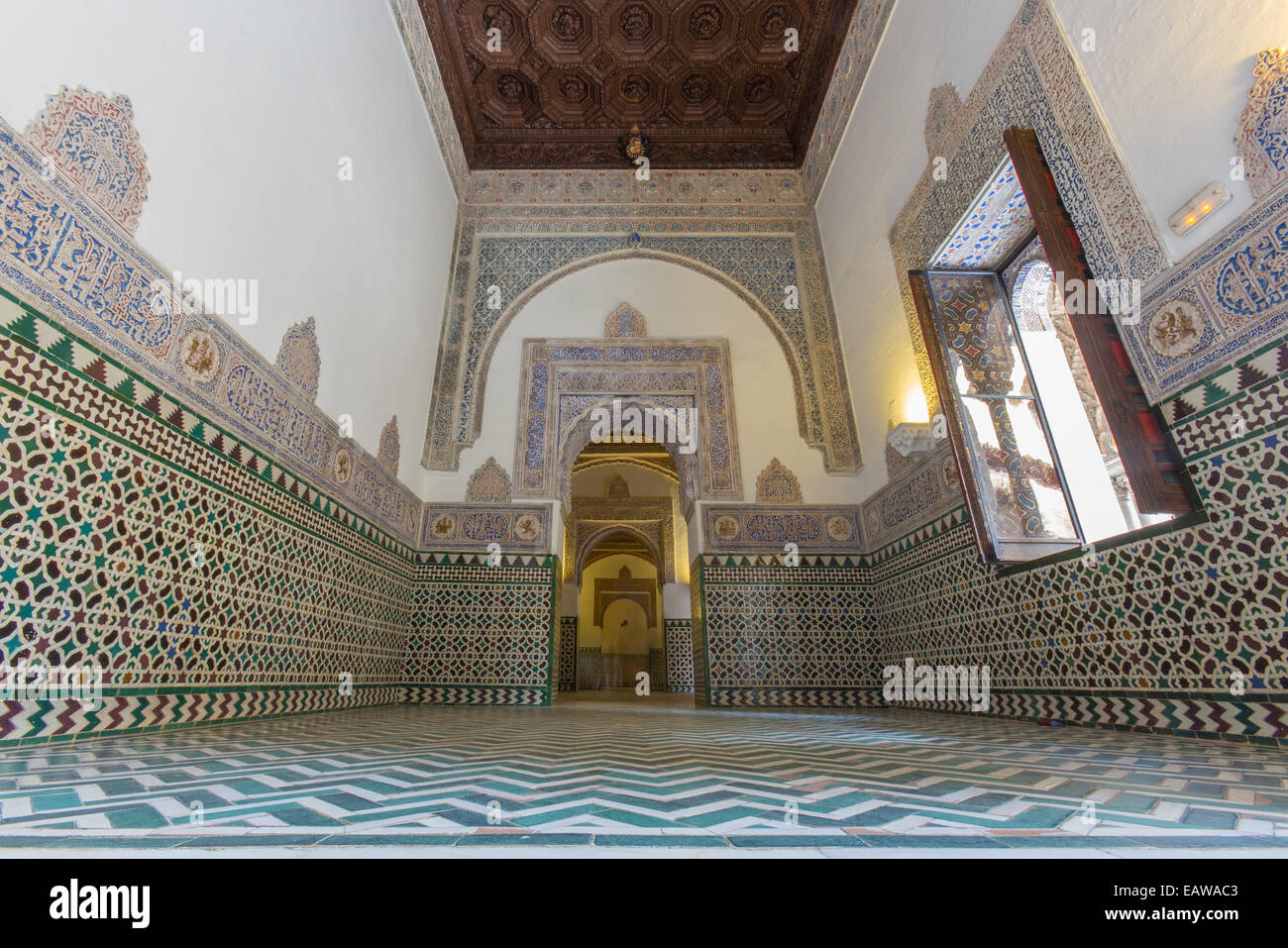 Séville, ESPAGNE - 28 octobre 2014 : l'une des chambres de l'Alcazar de Séville. Banque D'Images