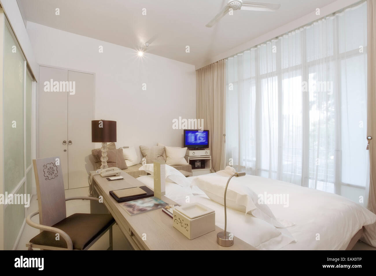 Vue panoramique de Nice chambre moderne et élégante. Banque D'Images