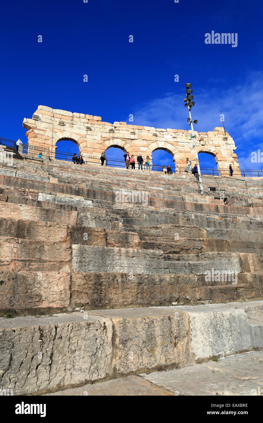 Amphithéâtre romain, Vérone, Vénétie, Italie. Banque D'Images