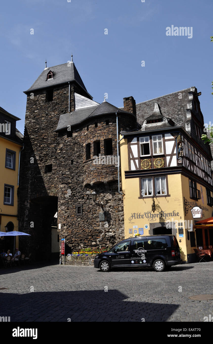 L'Enderttor, ou Endert Gate, et le 14e siècle, dans l'hôtel Alte Thorschenke Cochem, sur la Moselle, Allemagne Banque D'Images