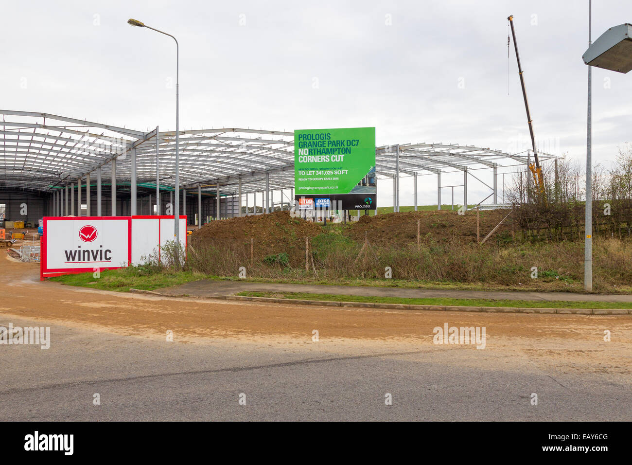 En Construction d'entrepôt commercial Northampton. Banque D'Images