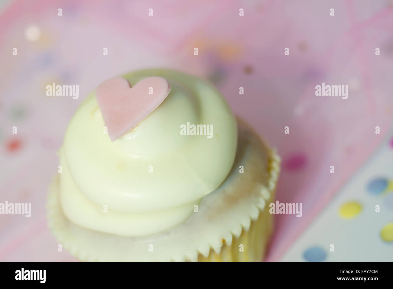 Cupcake avec coeur abstract love valentines symbole signe libre Banque D'Images