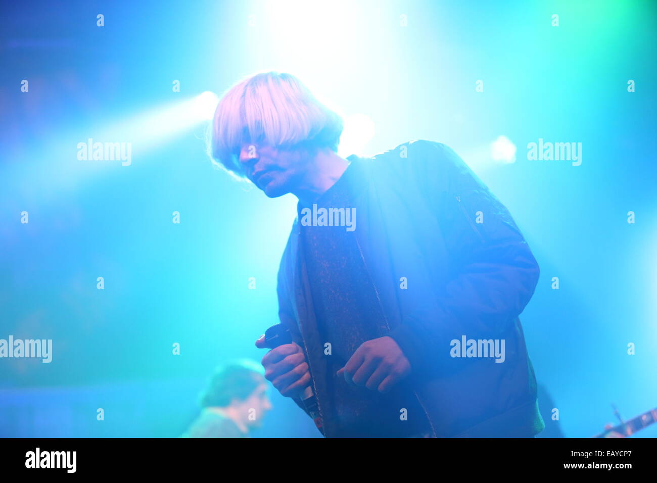 L'entrepôt de Victoria, Manchester, Royaume-Uni. 21 Nov, 2014.Tim Burgess sur la scène principale pour le premier jour du festival à la Sessions Whisky Victoria Warehouse Crédit : Manchester, Simon Newbury/Alamy Live News Banque D'Images