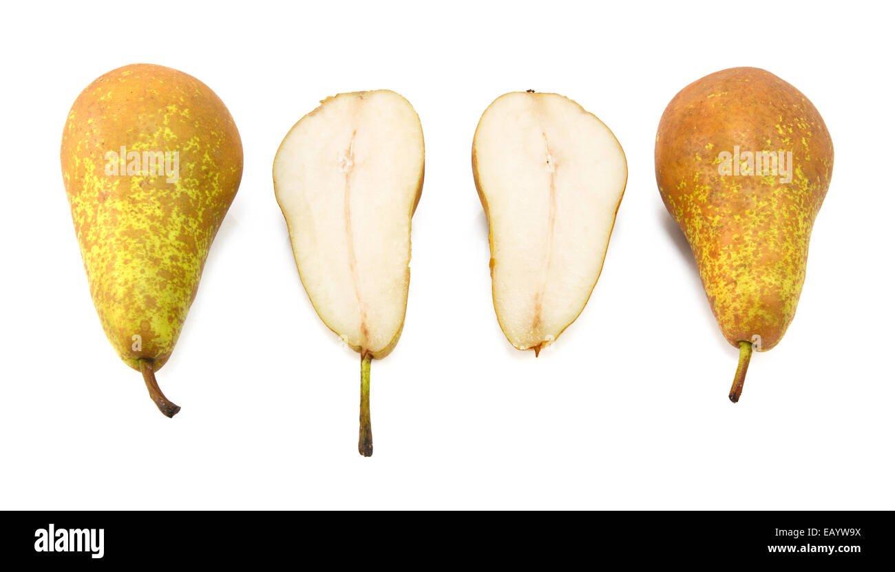 Poires conférence - deux ensemble, on réduit de moitié, isolé sur fond blanc Banque D'Images