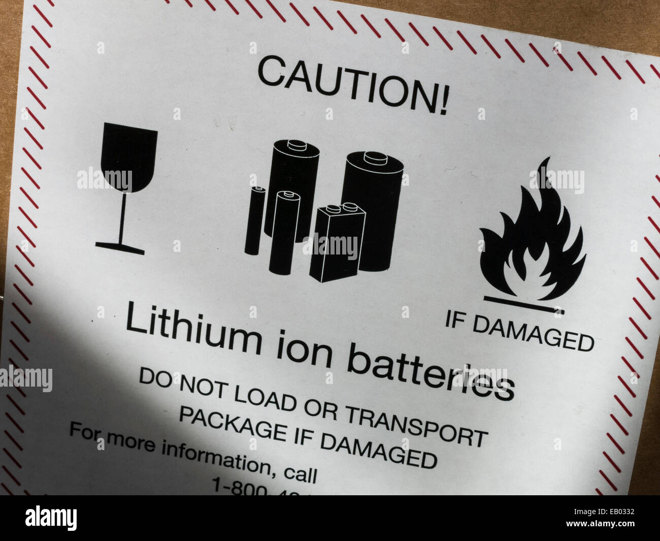 Les batteries Lithium Ion Mail l'étiquette d'avertissement, USA Banque D'Images